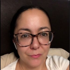 Meet your Posher, Zeyna